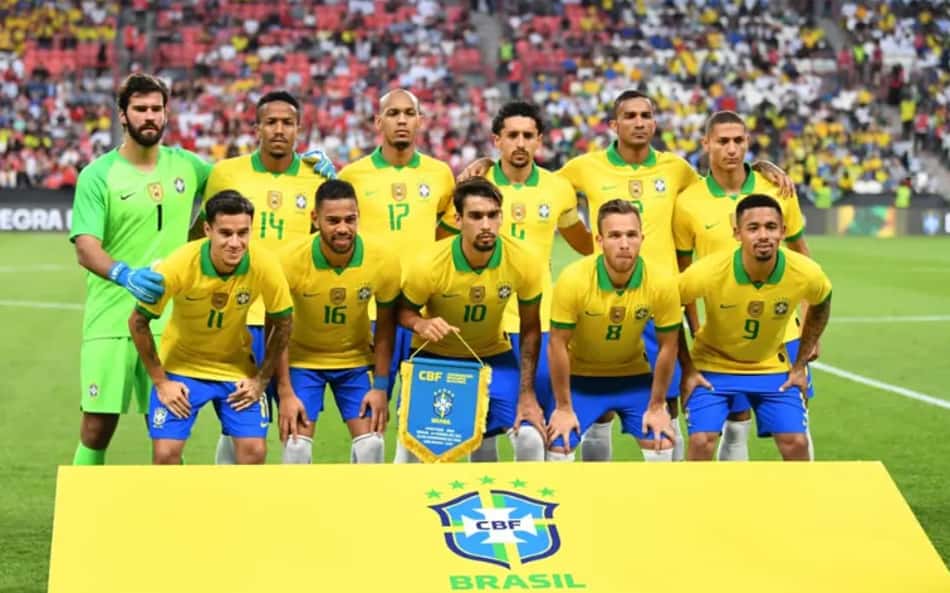 Atuação de brasileiro no Mundial gera chuva de críticas: 'Desconvocado'