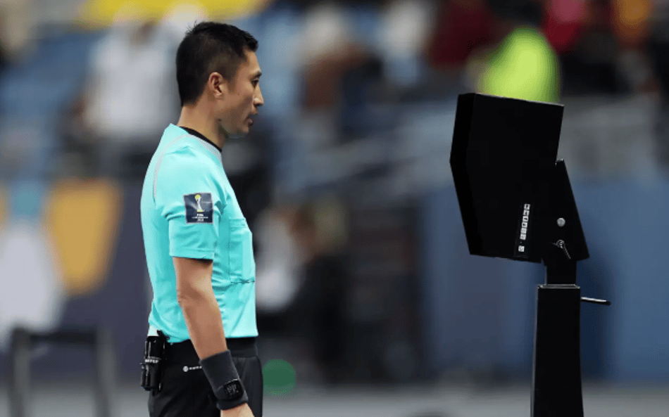 Jornalista aponta erro de arbitragem que prejudicou clube no Mundial