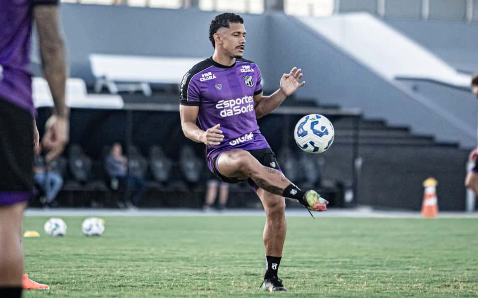 Com desfalques, veja a provável escalação do Ceará contra o Corinthians