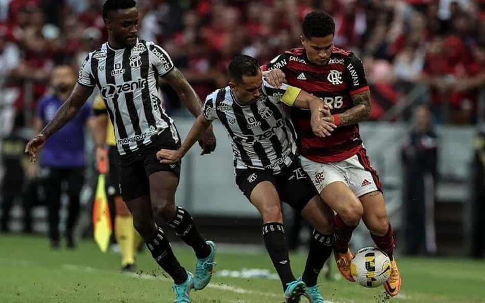 Flamengo defende vantagem contra o Ceará como visitante; leia