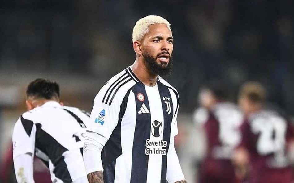 Douglas Luiz em ação pela Juventus (Foto: Divulgação/Instagram)