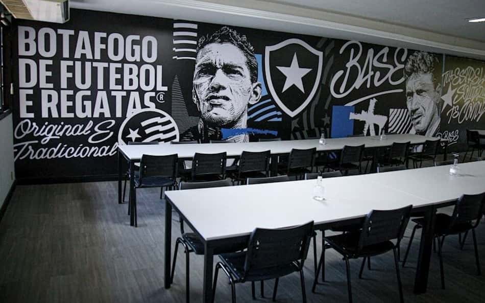 Botafogo inaugura estrutura no CT para integrar base ao elenco profissional