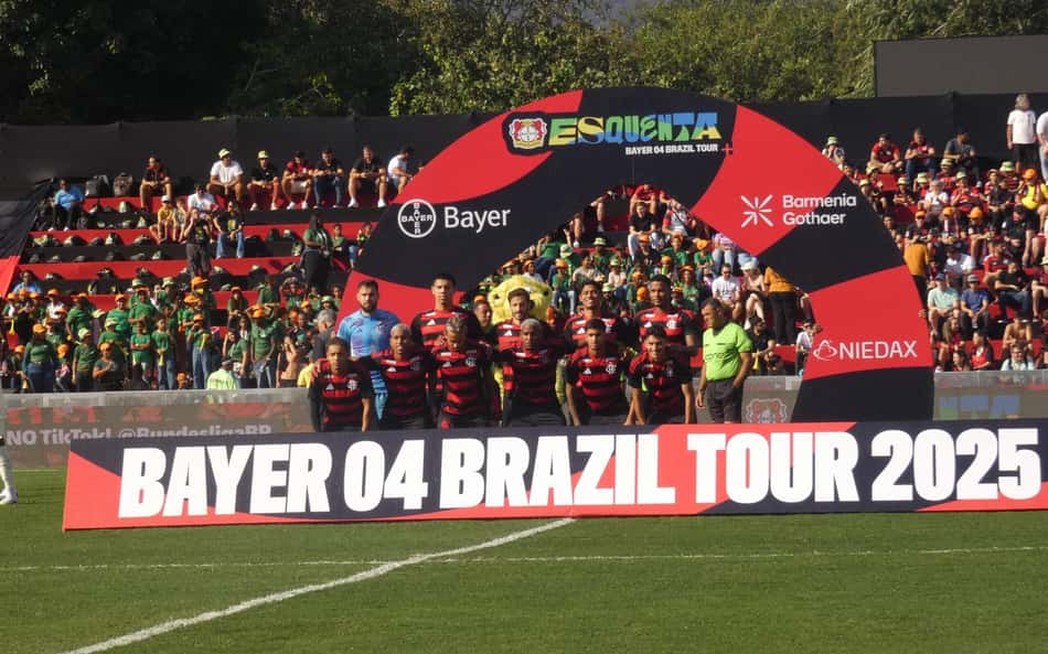 Gol de joia do Flamengo contra o Bayer Leverkusen repercute: 'Campo fala'
