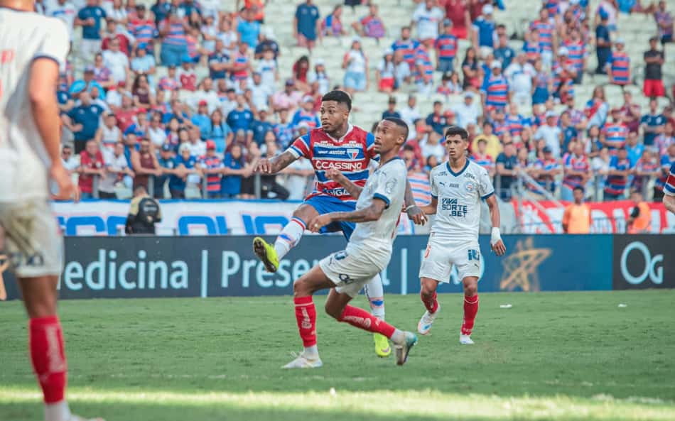 Marinho avalia gol de empate sofrido pelo Fortaleza: 'Lance bobo'