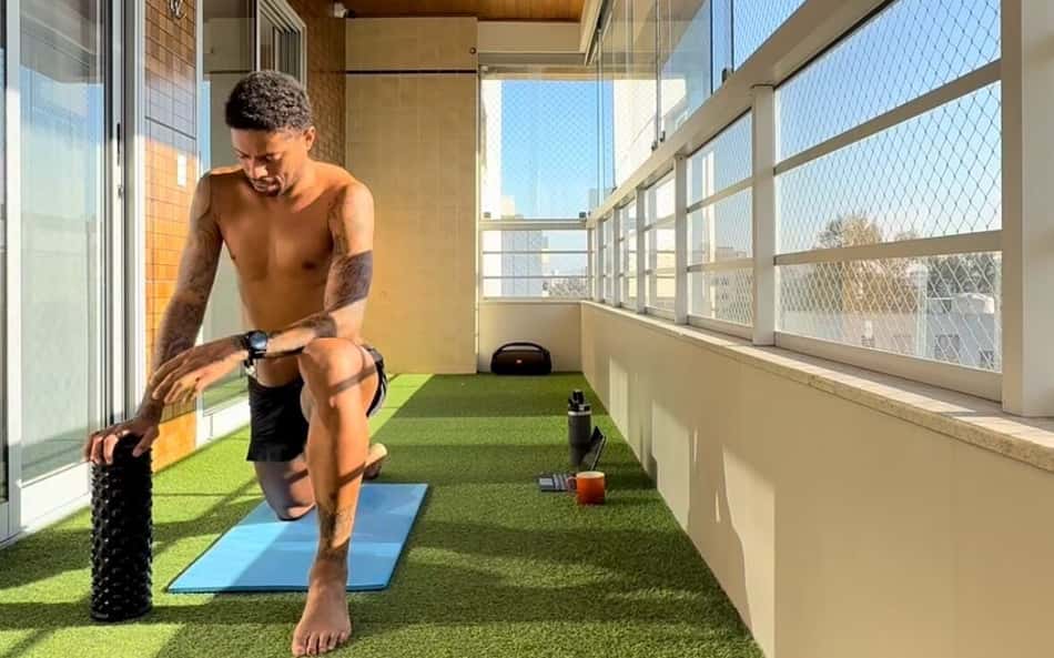 Neymar ironiza André Balada após publicação na web: 'Mais atleta do que antes'
