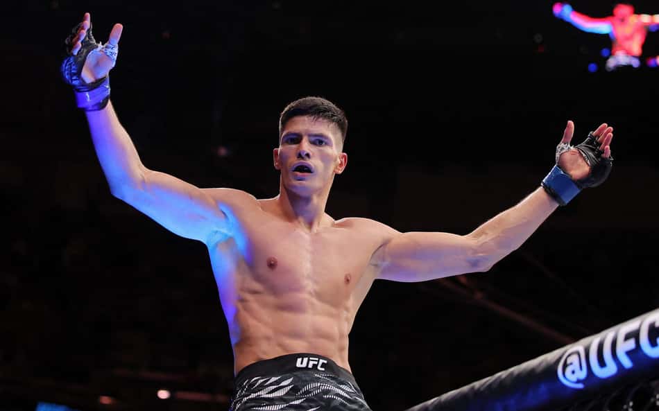 UFC 318: Dublê de modelo e lutador, Dulatov estreia com nocaute; vídeo
