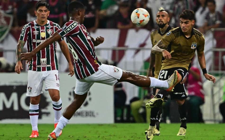 Jogador emprestado pelo Fluminense é proibido de atuar por clube japonês até o fim de 2025