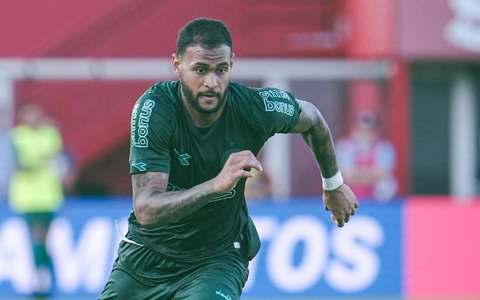 Coritiba não exerce opção de compra e libera atacante na Série B