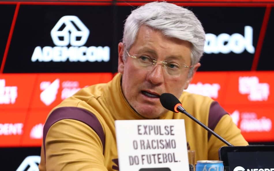 Odair Hellmann se revolta e diz que 'ninguém quer que o Athletico suba' na Série B