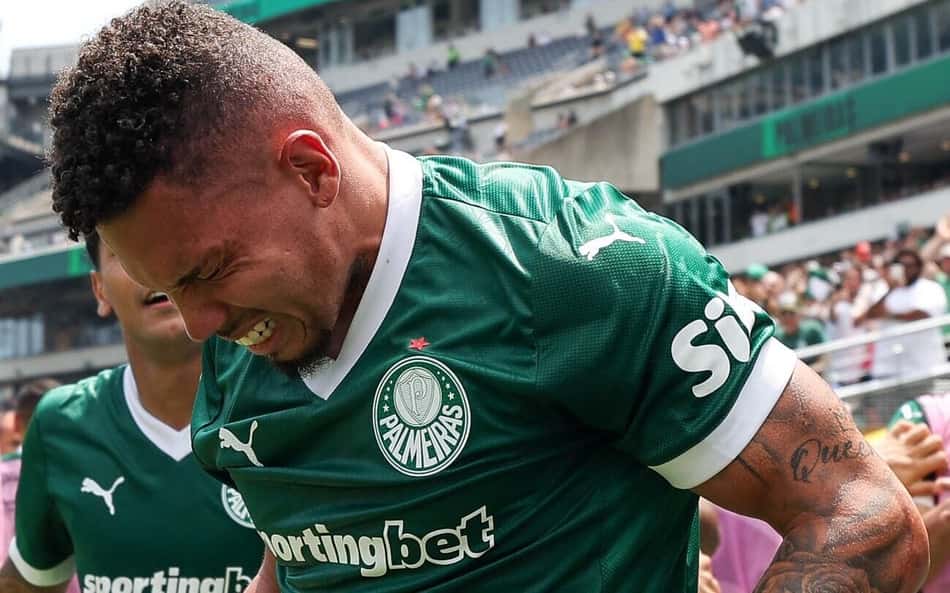 Paulinho, do Palmeiras, passa por nova cirurgia na canela