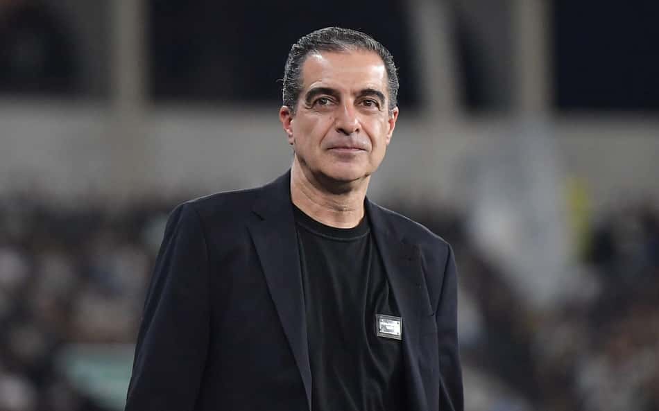 Renato Paiva usa título do Chelsea para alfinetar Botafogo e John Textor