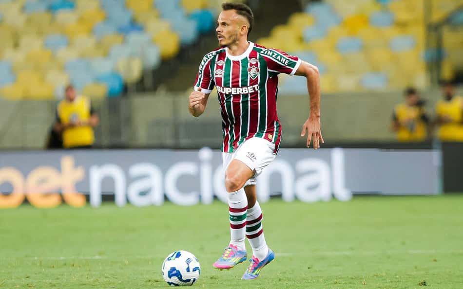 Fluminense atualiza situação médica de Fuentes e Renê