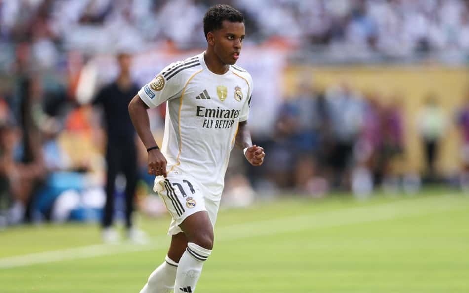 Rodrygo em ação pelo Real Madrid na estreia do Mundial