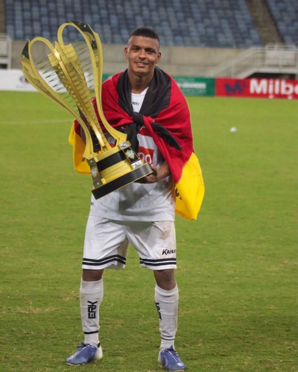 Negueba campeão pelo Globo (Foto: redes sociais)