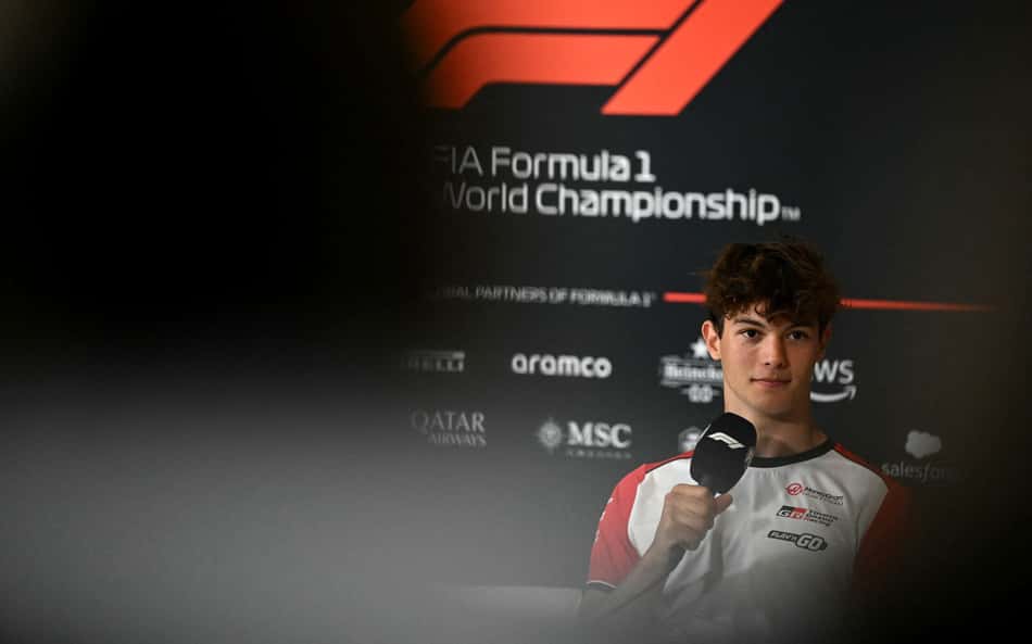 Piloto da F1 recebe punição grave e cai 10 posições no grid