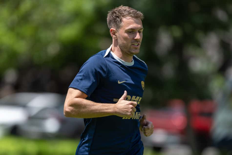 Aaron Ramsey, ex-Arsenal, em atividade pelo Pumas UNAM, do México (Foto: Reprodução)