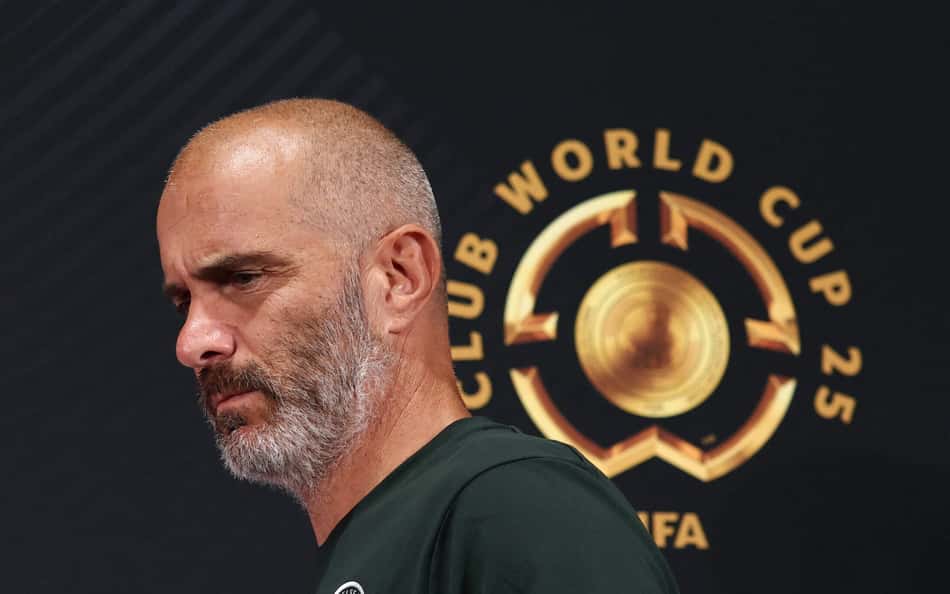 Técnico do Chelsea, Maresca chega para coletiva na véspera do jogo contra o Fluminense, pelo Mundial