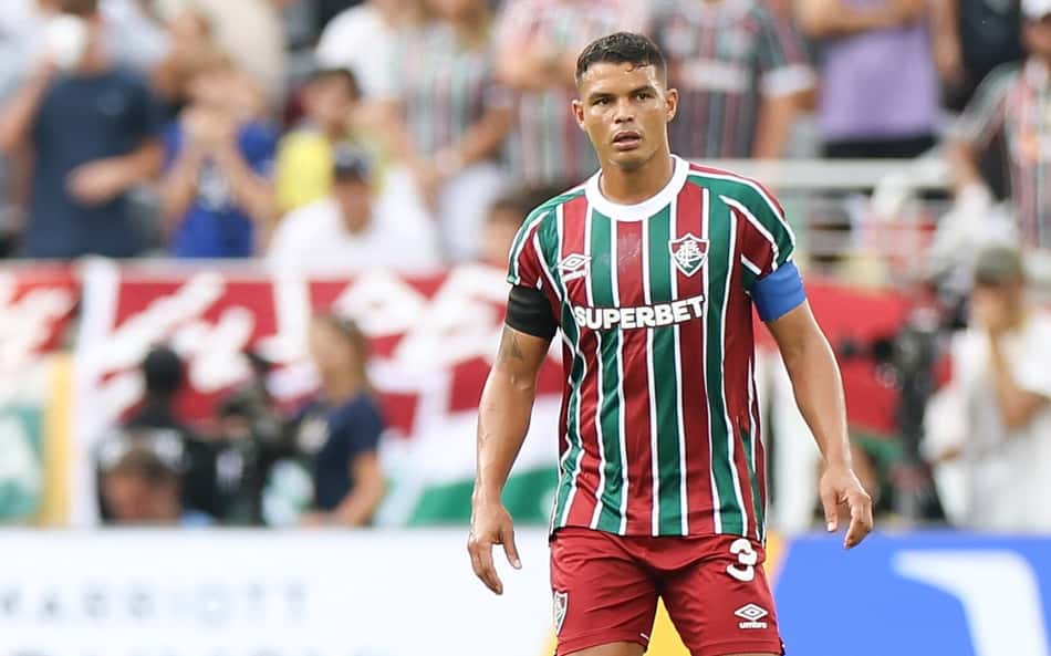 Thiago Silva manda recado para a torcida do Fluminense: 'Fiquem tranquilos'