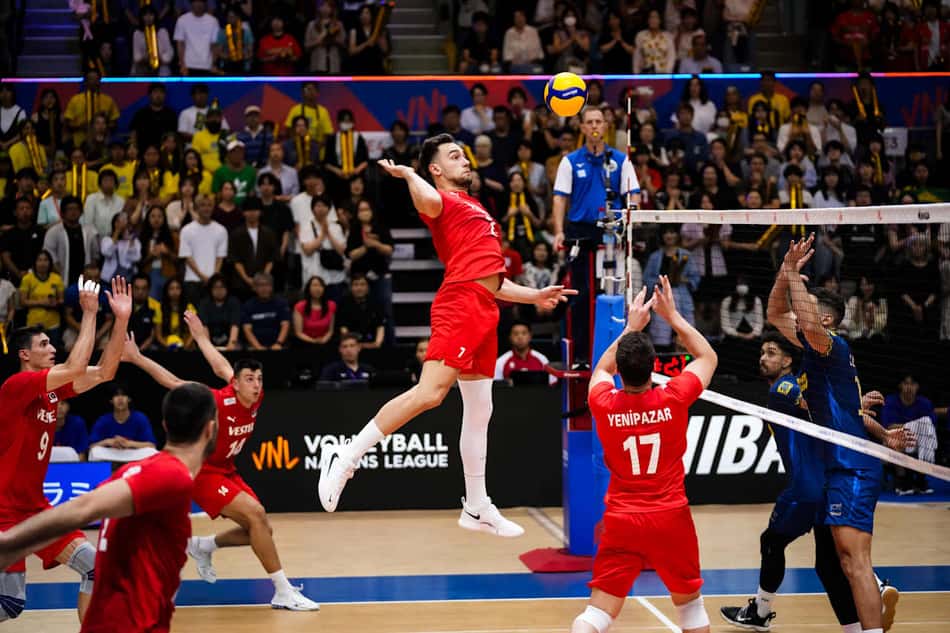 Brasil x Turquia, pela VNL masculina (foto: volleyballworld)