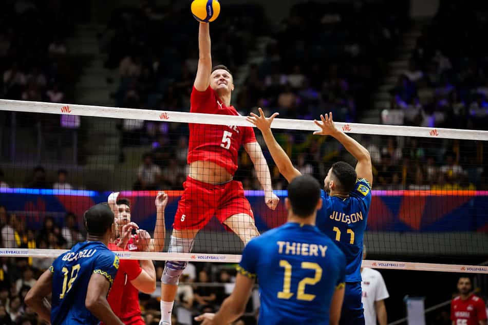 Brasil x Turquia, pela VNL masculina (foto: volleyballworld)