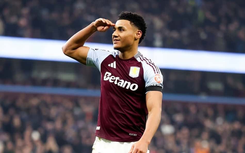 Manchester United busca um novo parceiro para Matheus Cunha