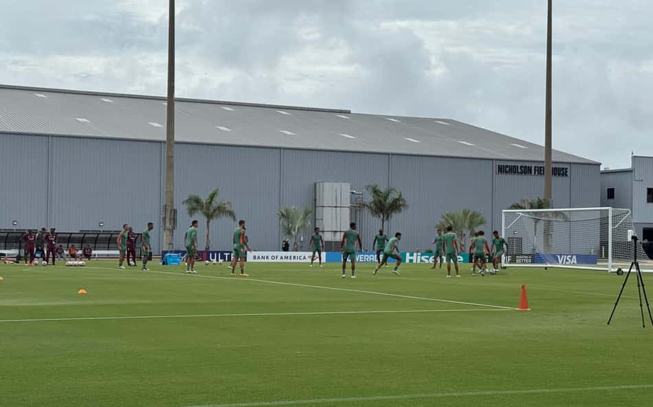 Fluminense realiza o primeiro treino visando o duelo contra o Chelsea