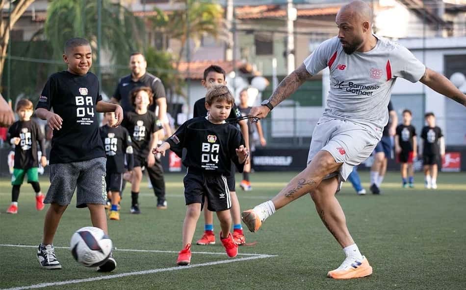 Leverkusen inaugura primeira academia de formação de um clube da Bundesliga no Brasil