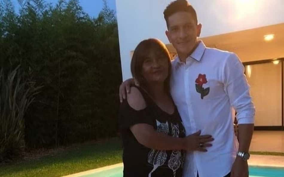 Luto no Fluminense: morre a mãe do artilheiro Germán Cano