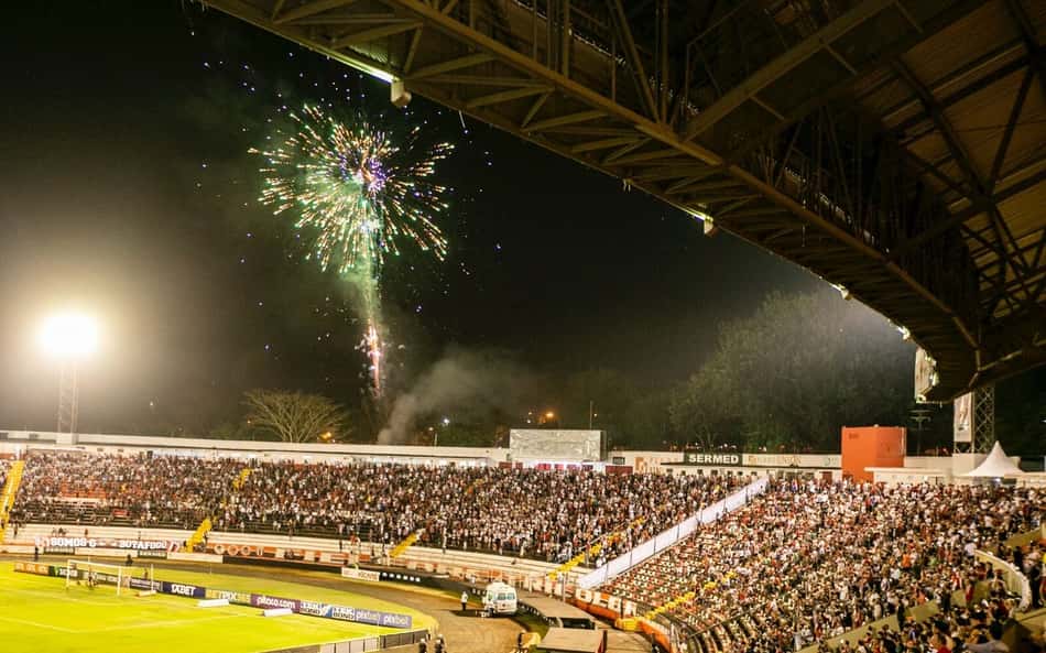 Clube do interior paulista chega a 1 milhão nas redes e sobe no ranking nacional