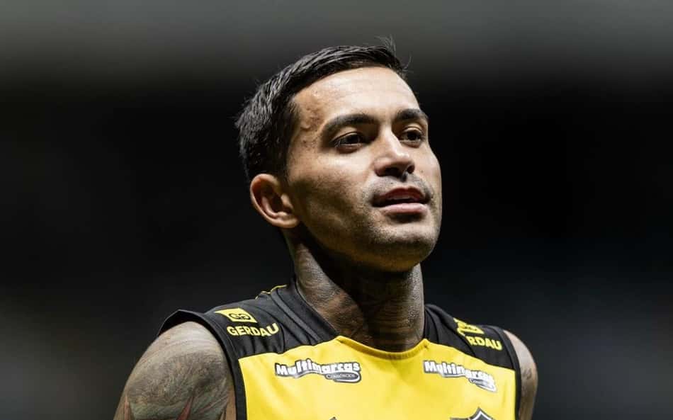 Dudu recebe apoio do Atlético em disputa com Leila e busca liberação para duelo com Palmeiras