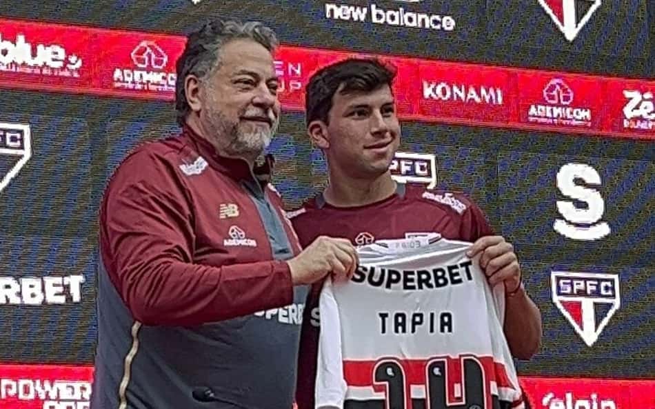 Gonzalo Tapia foi apresentado de forma oficial  (Foto: Izabella Giannola/ Lance!)