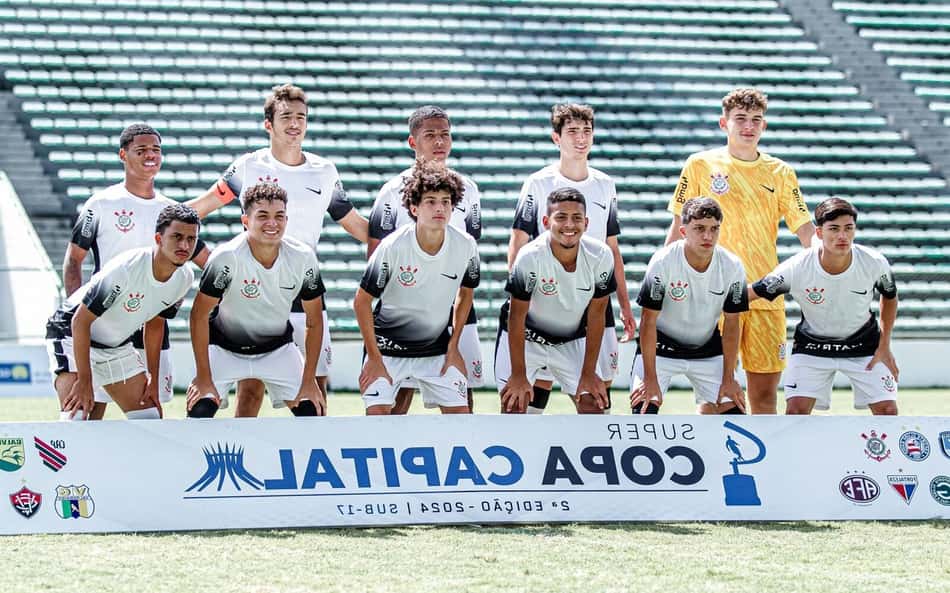 Corinthians encaminha saída de jogador da base para o Goiás