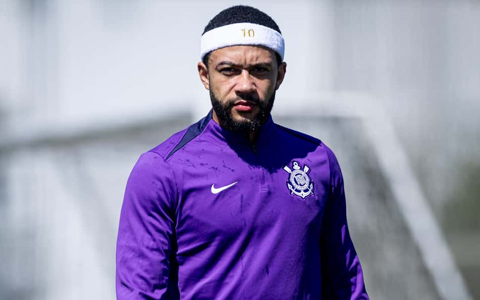 Memphis aumenta lista de polêmicas e vira preocupação no Corinthians