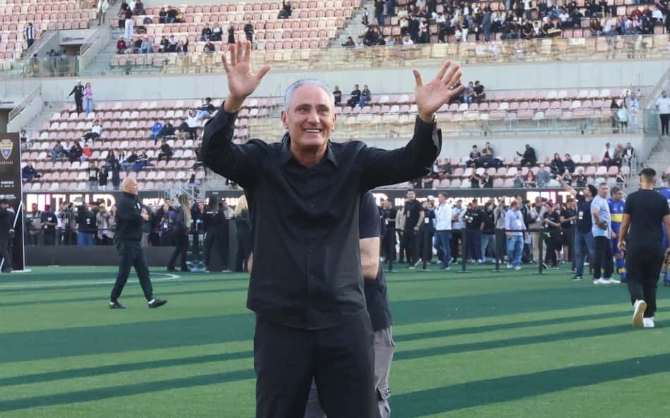 Tite se surpreende com carinho da Fiel e exalta legado do Corinthians