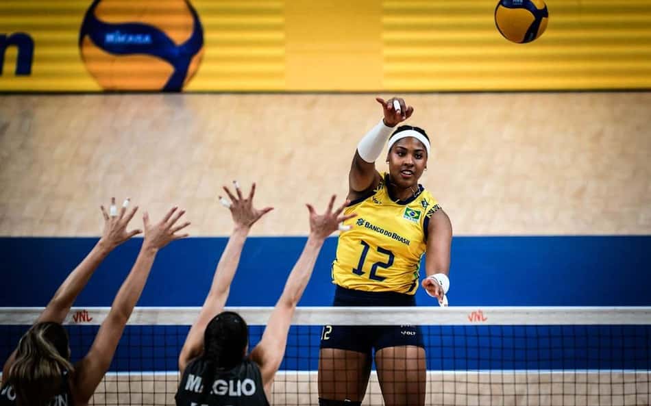 VNL: Exame confirma lesão e Ana Cristina está fora da etapa do Japão