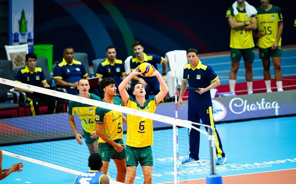 Brasil sofre com erros e perde para Finlândia no Mundial de vôlei sub-19