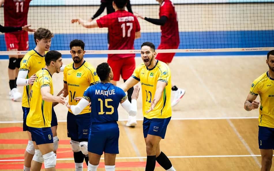 Brasil vence o Japão e se classifica para fase eliminatória da VNL masculina