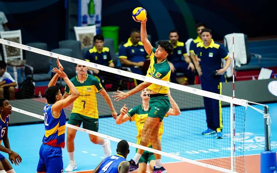 Seleção Brasileira em ação no Mundial de Vôlei sub-19 (Foto: Reprodução/volleyballworld)