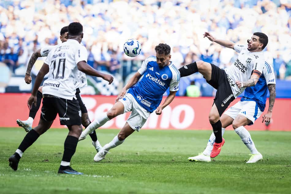 Cruzeiro x Ceará no Mineirão
