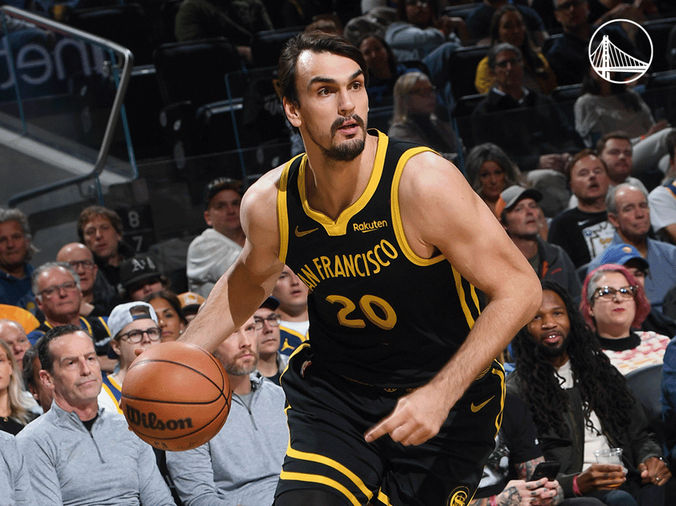 Dario Saric em ação pelo Golden State Warriors na NBA (Foto: Reprodução/X: @warriors)