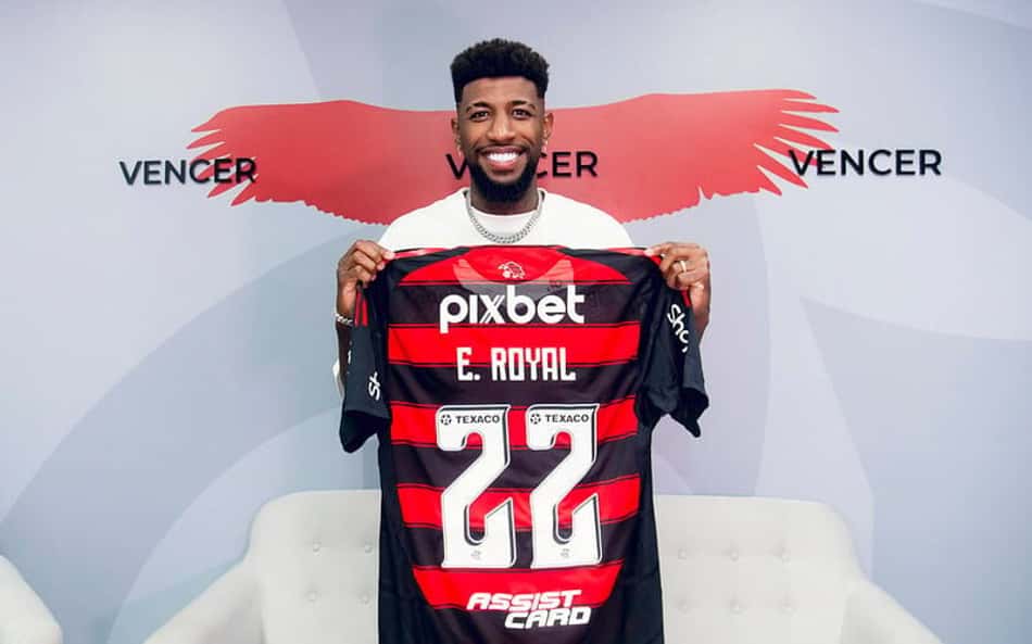 Com provocação a time europeu, Flamengo anuncia Emerson Royal