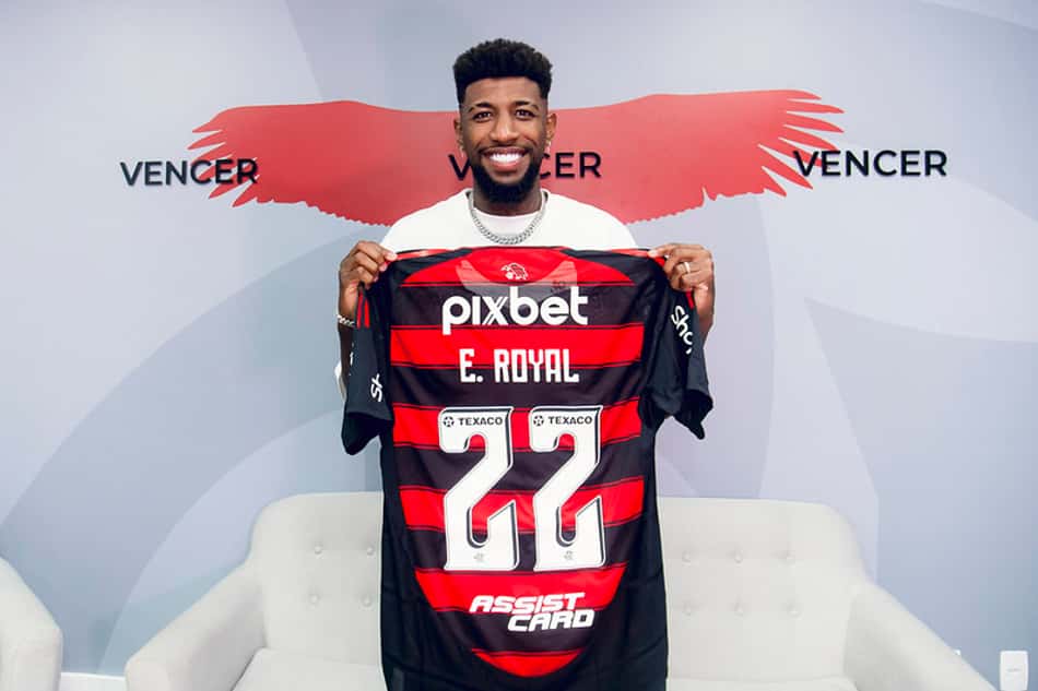 Emerson Royal é apresentado pelo Flamengo