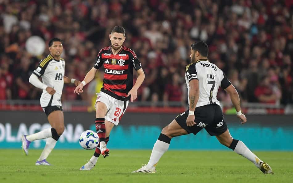 Jorginho, do Flamengo, durante partida contra o Atlético-MG