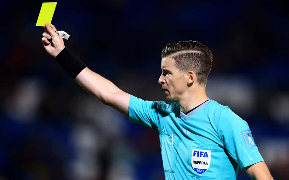 Fifa define arbitragem para a semifinal entre Fluminense e Chelsea no Mundial
