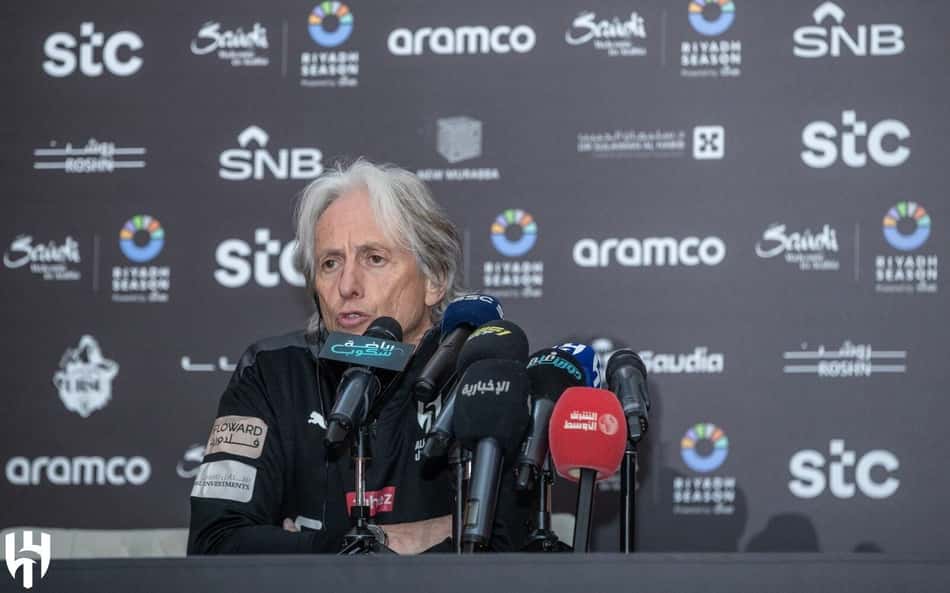 Jorge Jesus topa redução salarial milionária para assinar com o Al-Nassr