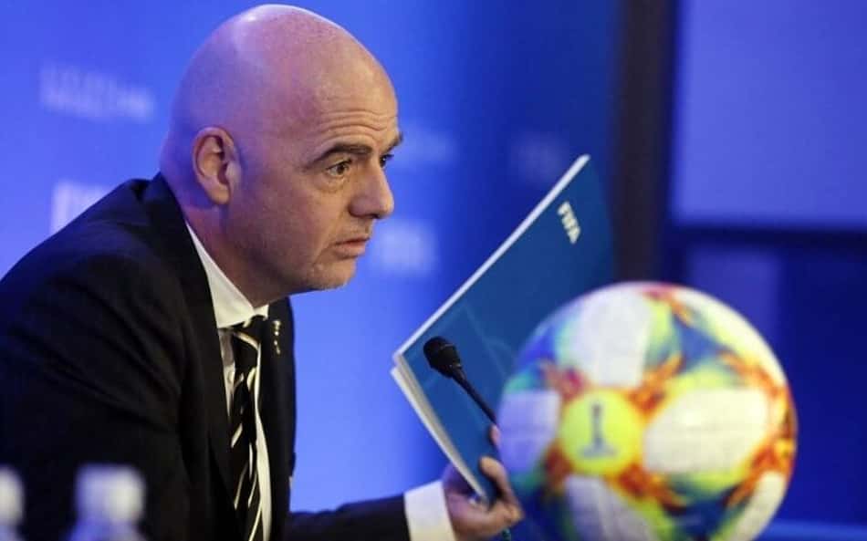 Presidente da Fifa se posiciona após caso de racismo na Eurocopa Feminina