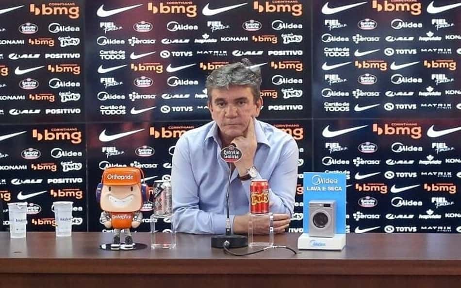 Andrés Sanchez admite uso de cartão do Corinthians para gastos pessoais