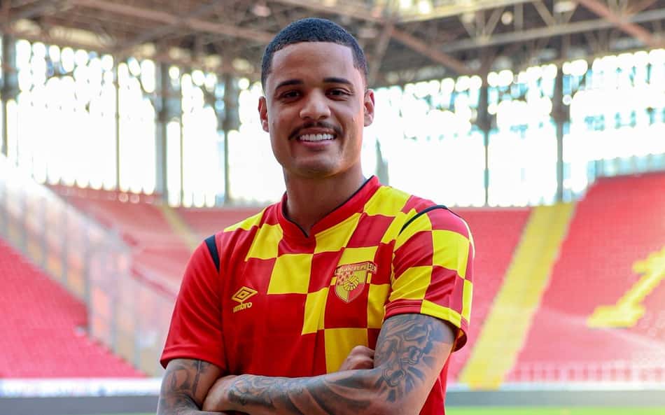 Clube europeu anuncia chegada de artilheiro de equipe da Série A do Brasileirão