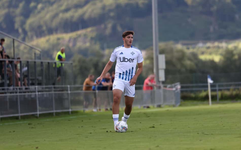 Ex-Corinthians, joia brasileira estende contrato com time italiano