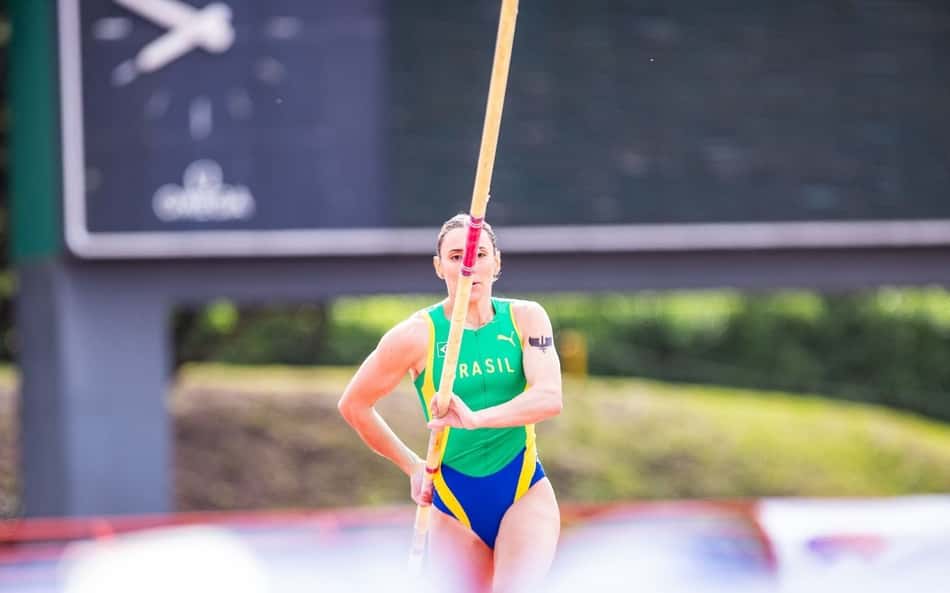 Brasileira atinge melhor marca no salto com vara desde Fabiana Murer